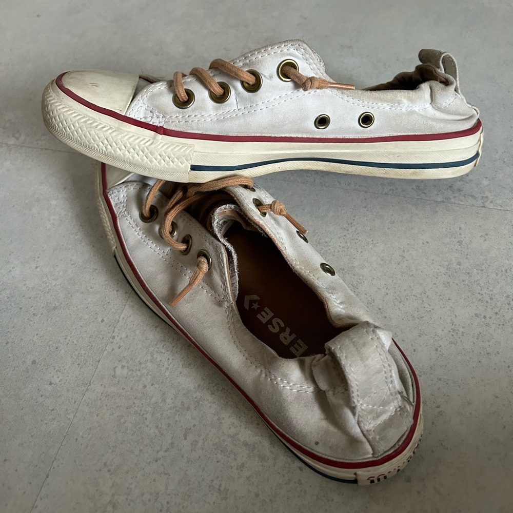 Converse - Picture 2 of 4